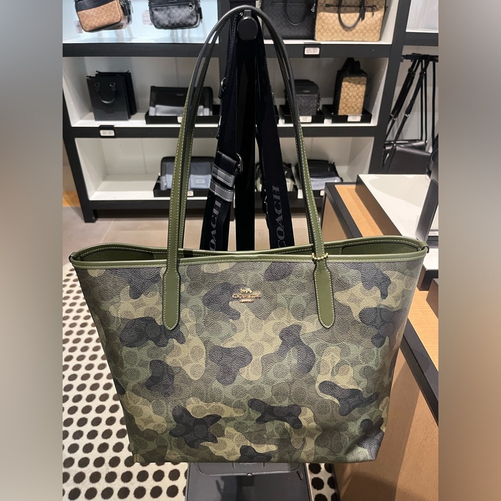 NWT Coach City Tote Bag In Signature Camo Print CV953 - Picture 3 of 7